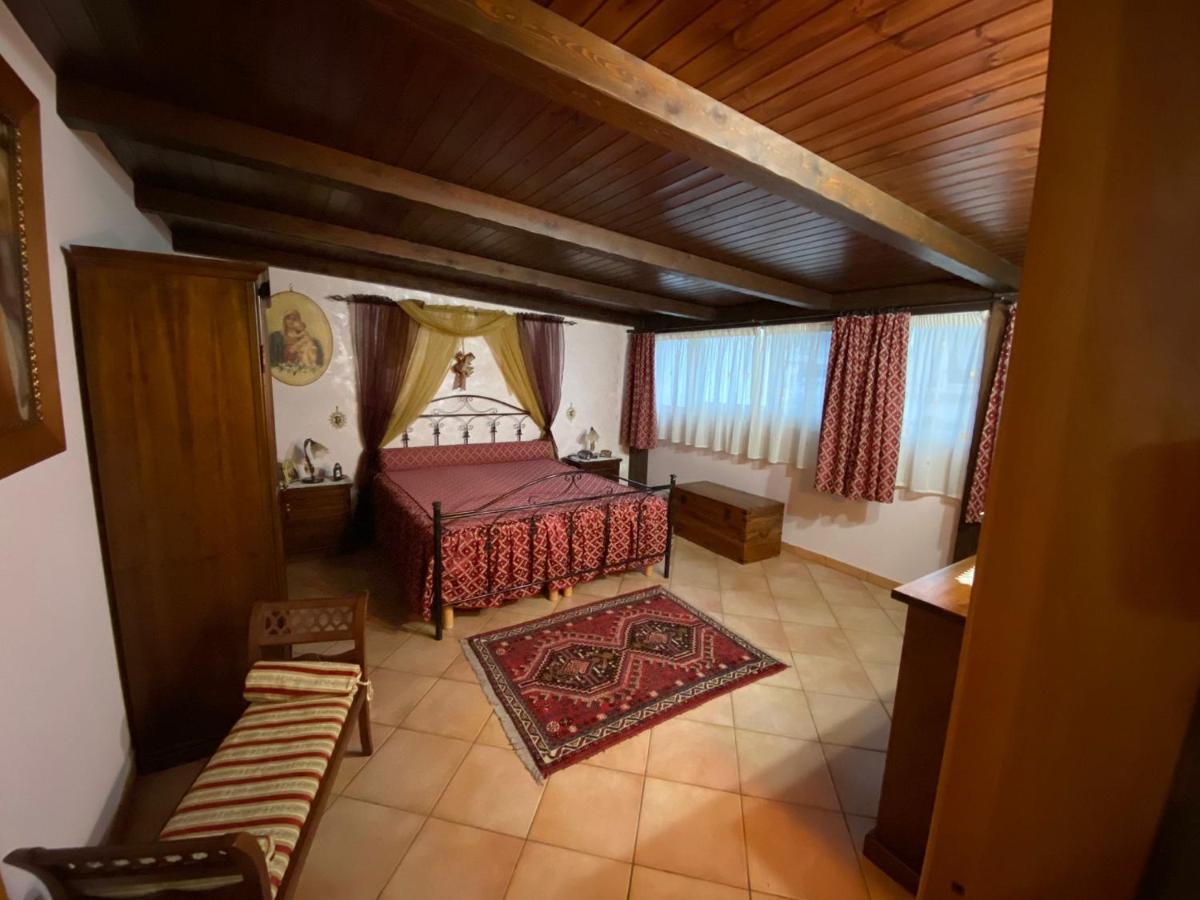 Casa Vacanza Dominique Alcamo Luaran gambar