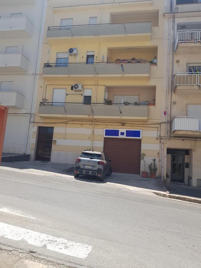 Casa Vacanza Dominique Alcamo Luaran gambar